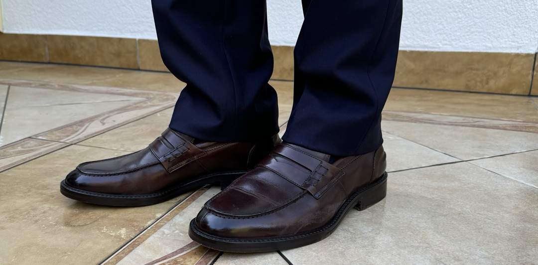 10 najczęstszych błędów popełnianych przez mężczyzn w eleganckich stylizacjach